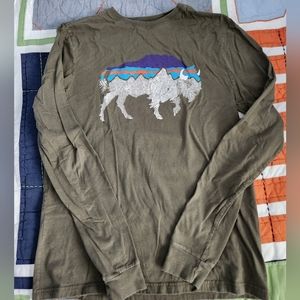 Patagonia olive long sleeve boys size XL